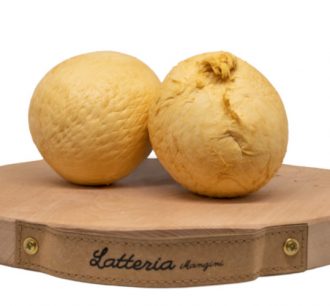 Scamorza affumicata Latteria Mangini